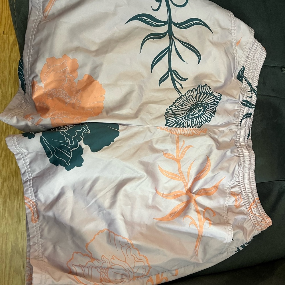 Nike Floral Print men’s swim Shorts